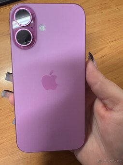 iPhone 16 128 GB, baterie 98%, přes rok zaruka - 9