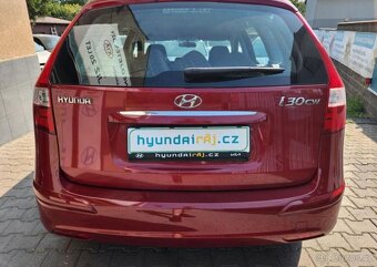 Hyundai i30 1.4-TEMPOMAT-KLIMA-ISOFIX - 9