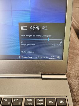 Toshiba Portege Z830, i5, 6GB RAM, 120GB SSD - 9