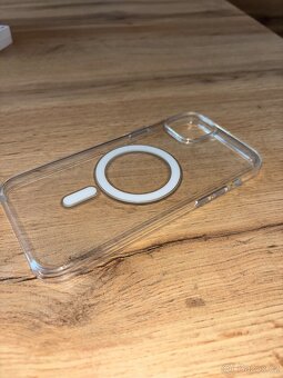 Mix krytů na iPhone 15 plus - 9