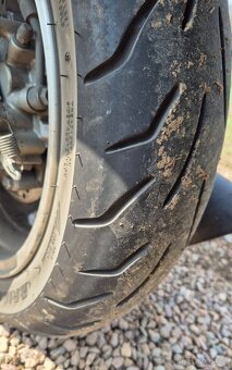 Suzuki Burgman AN 250 - 9