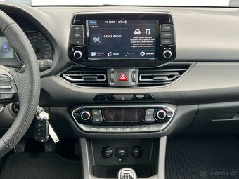 Hyundai i30 1.6 CRDI SMART ČR NOVÉ - 9