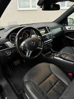 Mercedes-Benz GL350d 2015 - 9