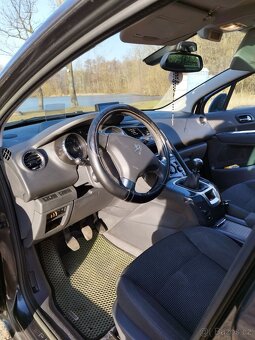 Peugeot 5008 - 9