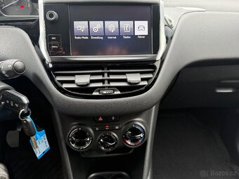 Peugeot 208 1,2i 60kW r.v.2016 1.majitel, serviska - 9