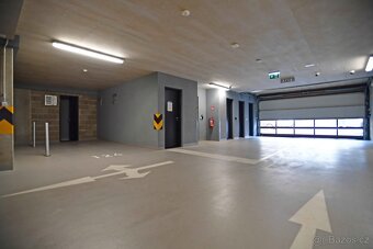 Pěkný nový byt 2+kk, balkon, parkování, sklep - 9