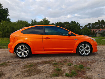 Ford Focus ST MK2 facelift,2.5T 166KW,3dvéř,Elektric orange - 9
