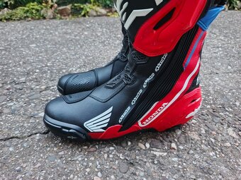 Alpinestars Supertech R Honda vel.44 - 9