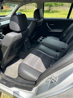 BMW e91 325i N52 manuál - 9