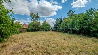 Prodej stavebního pozemku 1148 m² Týnec nad Labem - 9