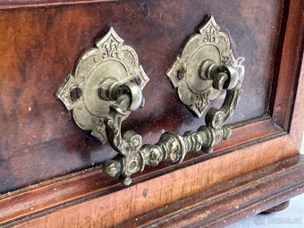 Krásná velice stará šperkovnice Empír - 9