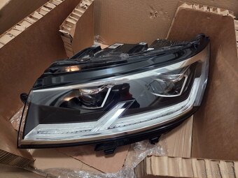 Léve predni světlo Transportér 6.1 - 9