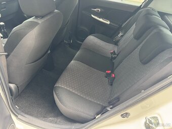 Toyota Urban Cruiser 1,3 VVTi 74 kW, serviska - 9