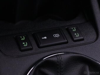 Škoda Roomster 1,2 TSI 63kW Style Aut.klima (2010) - 9