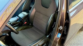 Škoda Octavia, 2.0TDi Elegance, Servis. knížk - 9