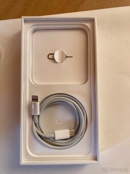 📱 iPhone XR 64 GB – vĂ˝bornĂ˝ stav + pĹ™Ăslušenstvà – 3 500 KÄŤ - 9