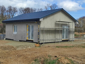 Ideální rodinný domek 2+kk s parkovacím stáním a zahradou - 9