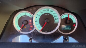 Prodam toyota corolla verso - 9