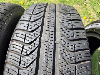Pěkné celoroční pneu Pirelli All Season 205/55/17 95V - 9