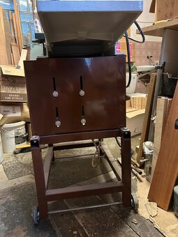 HOBLOVKA,SROVNÁVAČKA---30 cm - 9