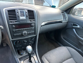 Cadillac BLS 1,9TD náhradní díly r.v.2009 - 9