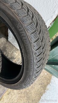 215/45R16 - 9