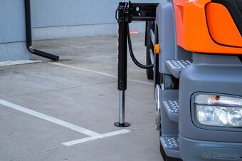HÁKOVÝ NOSIČ KONTEJNERŮ HYDRAULICKÁ RUKA MERCEDES AXOR 1933 - 9