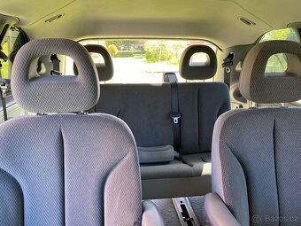 Chrysler Voyager 2.8 CRD LX , 2006, automat, klima, tažné - 9