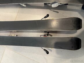 Atomic 80cm sjezdové lyže dětské - 9