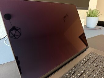 Apple MacBook Pro 16" M3 - 9