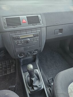 Škoda Fabia Combi 1.4 16V 55kw r.v.2005 s klimatizací - 9