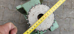 Elekrto motor s převodovko - 9