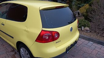 Vw golf 5 1.4 16v, r. V 2005,org. Km, po stk, klima - 9