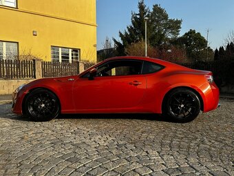 SCION FRS FR-S 2015, stejné jako BRZ a GT86, pěkné auto - 9