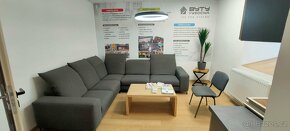 Pronájem komerčních prostor v centru Třešťě - 9