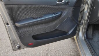 Škoda Fabia, 1,4 16V 74kw klima,bez koroze - 9