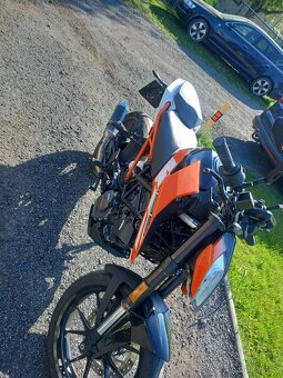 Ktm duke 125 - 9