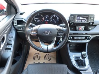 Hyundai i30 FB 1.6CRDi 100kW TAŽNÉ ČR 1MAJITEL SERVISKA - 9