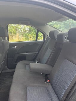 Ford Mondeo - 9