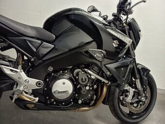 Prodám Suzuki B-king obsah 1340ccm Top stav - 9