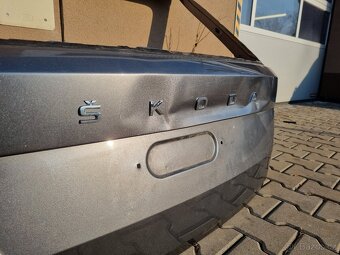 5 zadní dveře Škoda Fabia 3 - 6V9827159B - 9