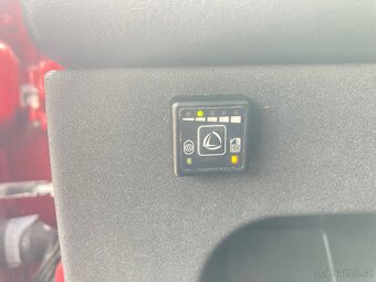 Alfa Romeo 147, 1,6 LPG 2009 - 9