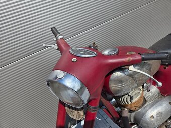 Jawa 250/559 panelka s TP - 9