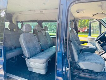 Ford transit 9 míst, 2,2 tdi-85kw.r.v.2010 - 9