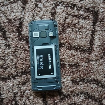Prodám samsung s5610 ve pěkném stavu - 9
