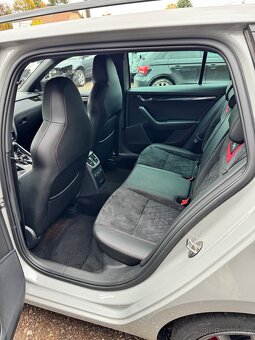 Škoda Octavia RS 245 dsg virtual full 12/2018WEBASTO - 9