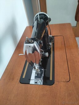 Šlapací šicí stroj Minerva - 9