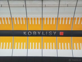 Zařízená garsoniéra u metra C Kobylisy (Čimická ul.) - 9