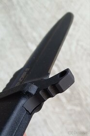 Prodám nůž Extrema Ratio DEFENDER 2 Black - 9