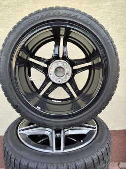 Originál ALU kola MERCEDES A35 AMG 18" s pneu PIRELLI - 9